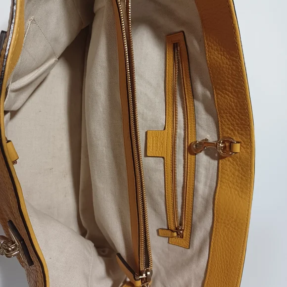 Gucci Bella Medium Tote Bag - Picture 5 of 14